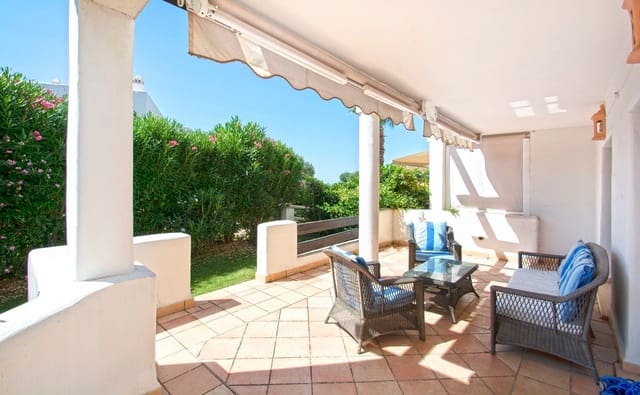 3 soverom Leilighet til salgs i La Concha - Resina Golf, Estepona med svømmebasseng - € 470 000 (Ref: 8052527)