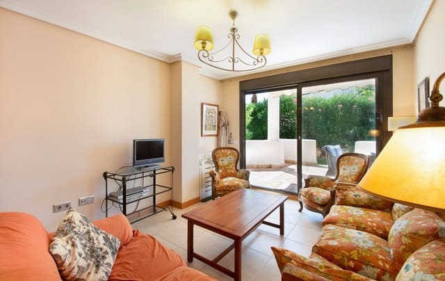 3 soverom Leilighet til salgs i La Concha - Resina Golf, Estepona med svømmebasseng - € 470 000 (Ref: 8052527)