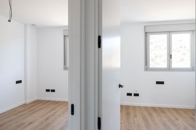 3 slaapkamer Penthouse te koop in Colinas del Limonar, Málaga stad met zwembad - € 745.000 (Ref: 8069301)