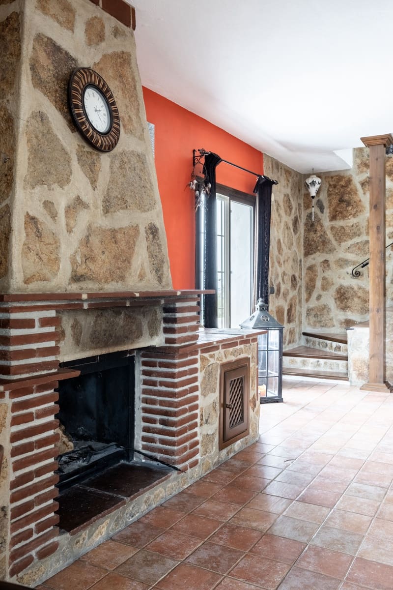 4 sypialnia Willa na sprzedaż w Mijas z basenem - 550 000 € (Ref: 8089480)