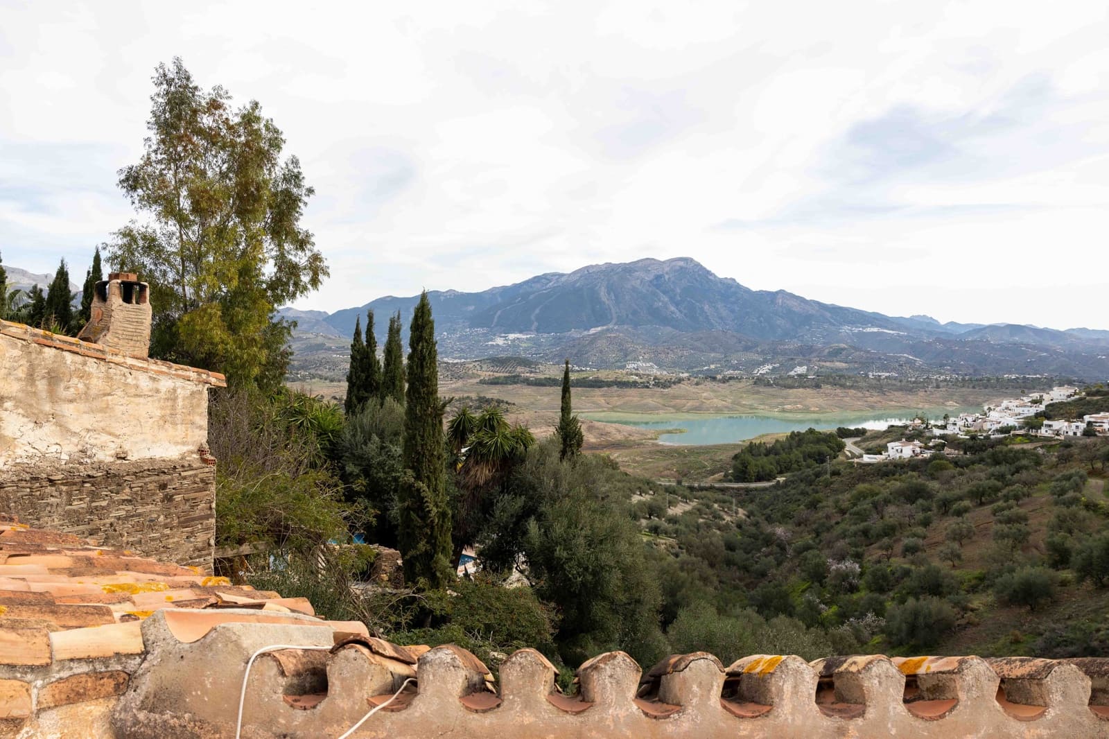 31 soveværelse Byhus til salg i Vinuela med swimmingpool - € 2.950.000 (Ref: 8150952)