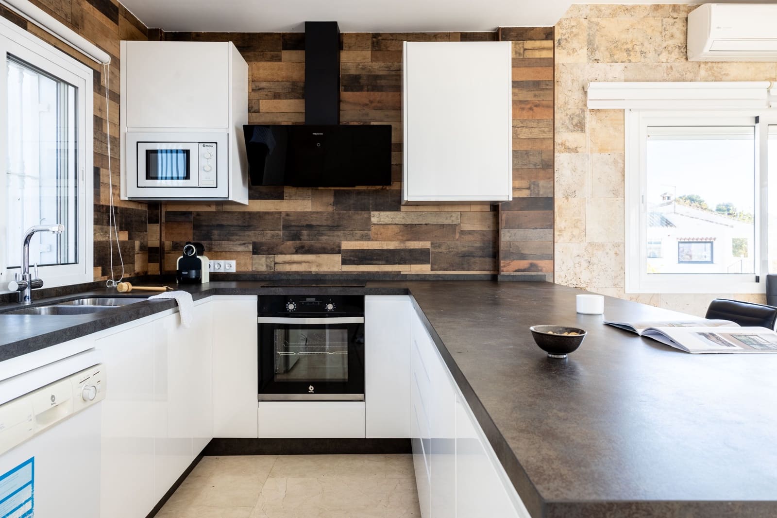 4 makuuhuone Huvila myytävänä paikassa Benalmadena mukana uima-altaan - 1 170 000 € (Ref: 8168761)