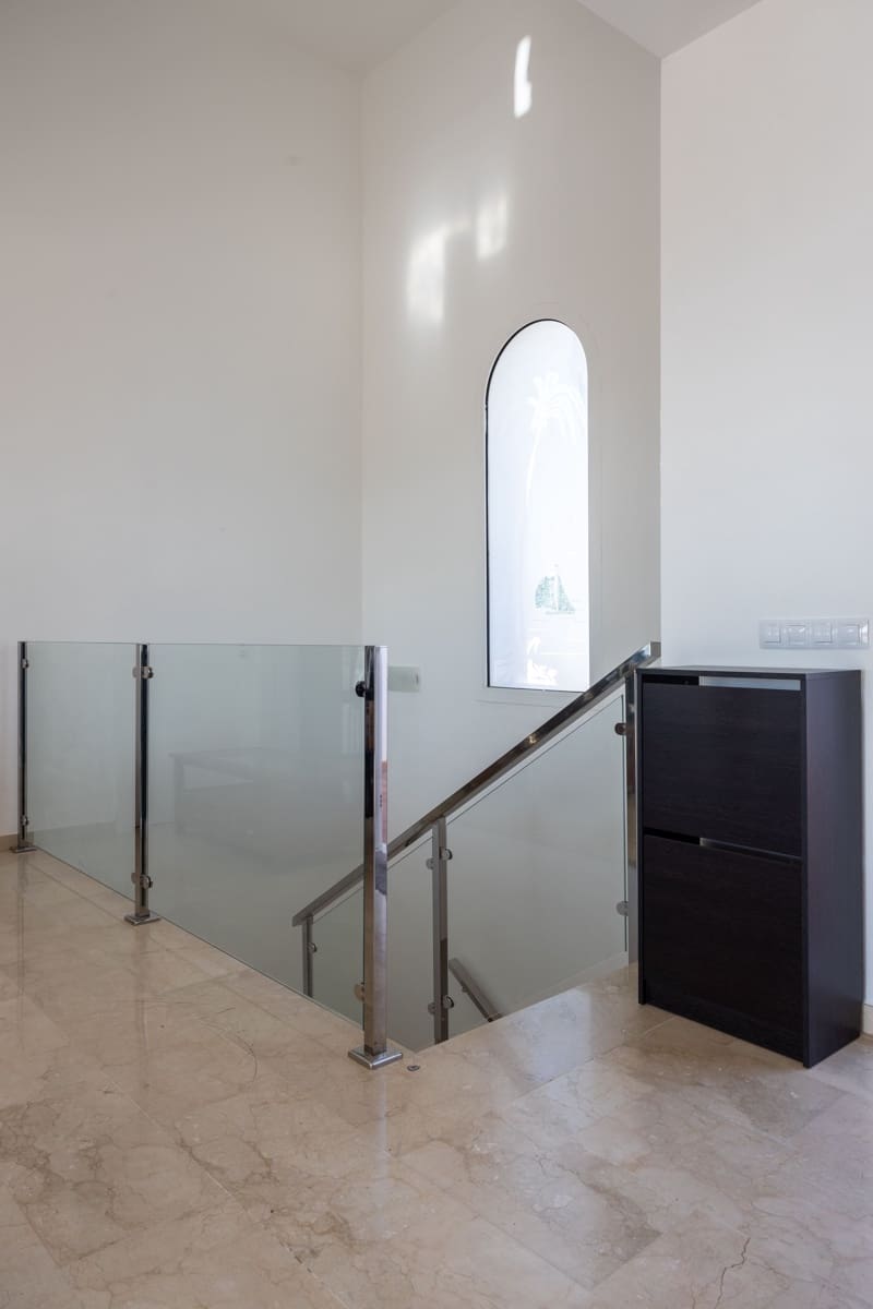 4 makuuhuone Huvila myytävänä paikassa Benalmadena mukana uima-altaan - 1 170 000 € (Ref: 8168761)