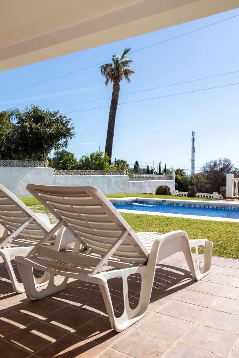 4 makuuhuone Huvila myytävänä paikassa Benalmadena mukana uima-altaan - 1 170 000 € (Ref: 8168761)