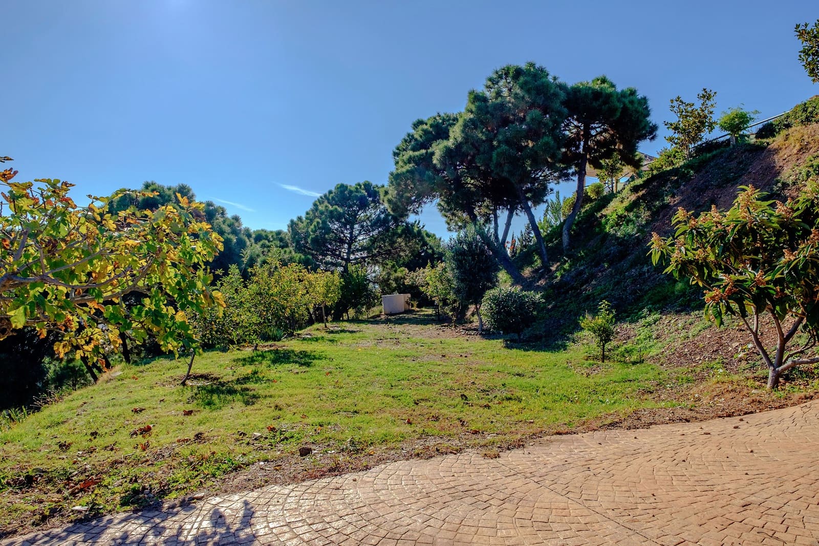 6 sypialnia Willa na sprzedaż w Estepona z basenem - 995 000 € (Ref: 8168763)