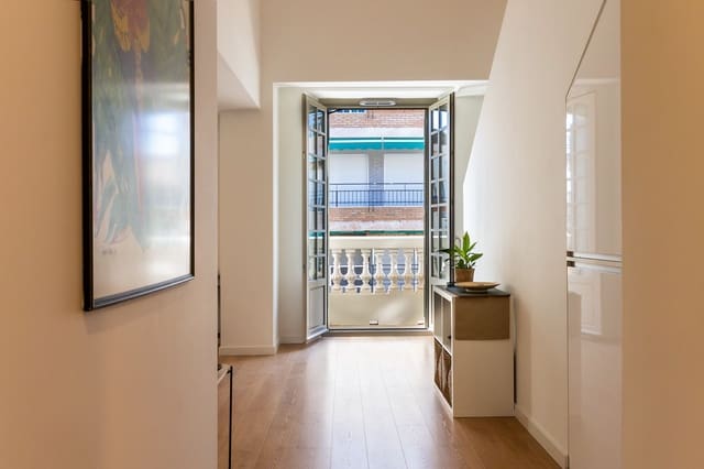 2 bedroom Penthouse for sale in Centro Historico, Málaga city - € 1,200,000 (Ref: 8172868)