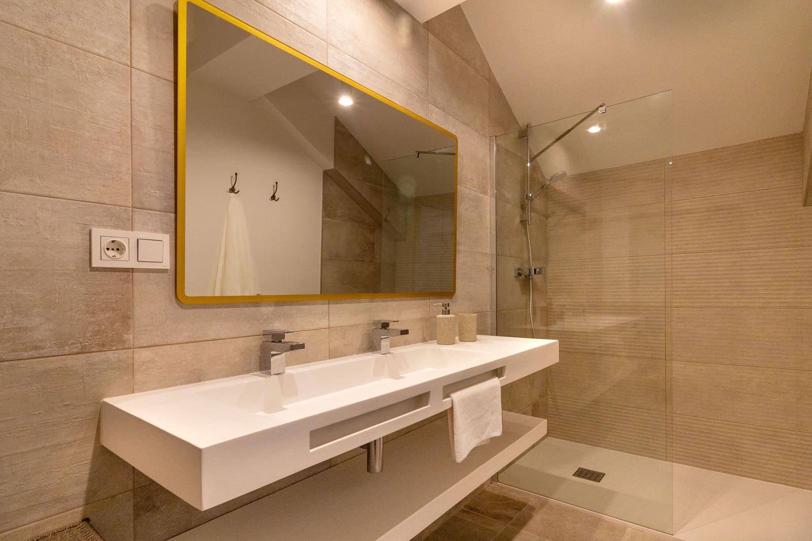 2 sovrum Takvåning till salu i Malaga stad - 1 200 000 € (Ref: 8172868)