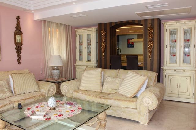 3 sypialnia Apartament na sprzedaż w Manilva z basenem - 749 000 € (Ref: 8206066)