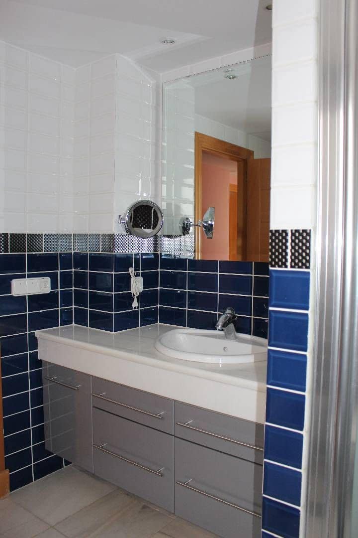 3 sypialnia Apartament na sprzedaż w Manilva z basenem - 749 000 € (Ref: 8206066)