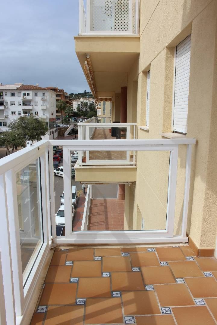 3 sypialnia Apartament na sprzedaż w Manilva z basenem - 749 000 € (Ref: 8206066)