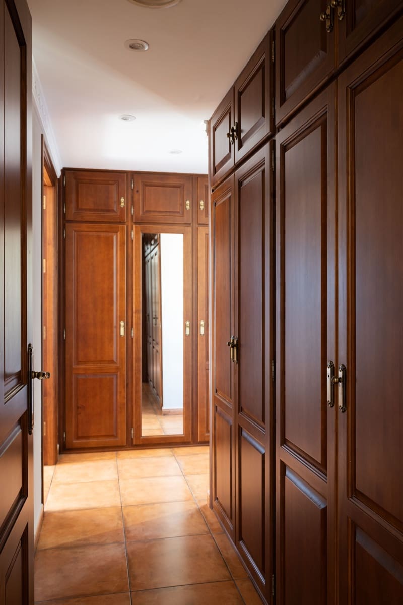 4 soveværelse Villa til salg i San Pedro de Alcantara med swimmingpool - € 1.695.000 (Ref: 8213179)