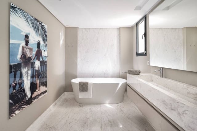 5 chambre Villa/Maison à vendre à Marbella avec piscine - 6 750 000 € (Ref: 8262967)