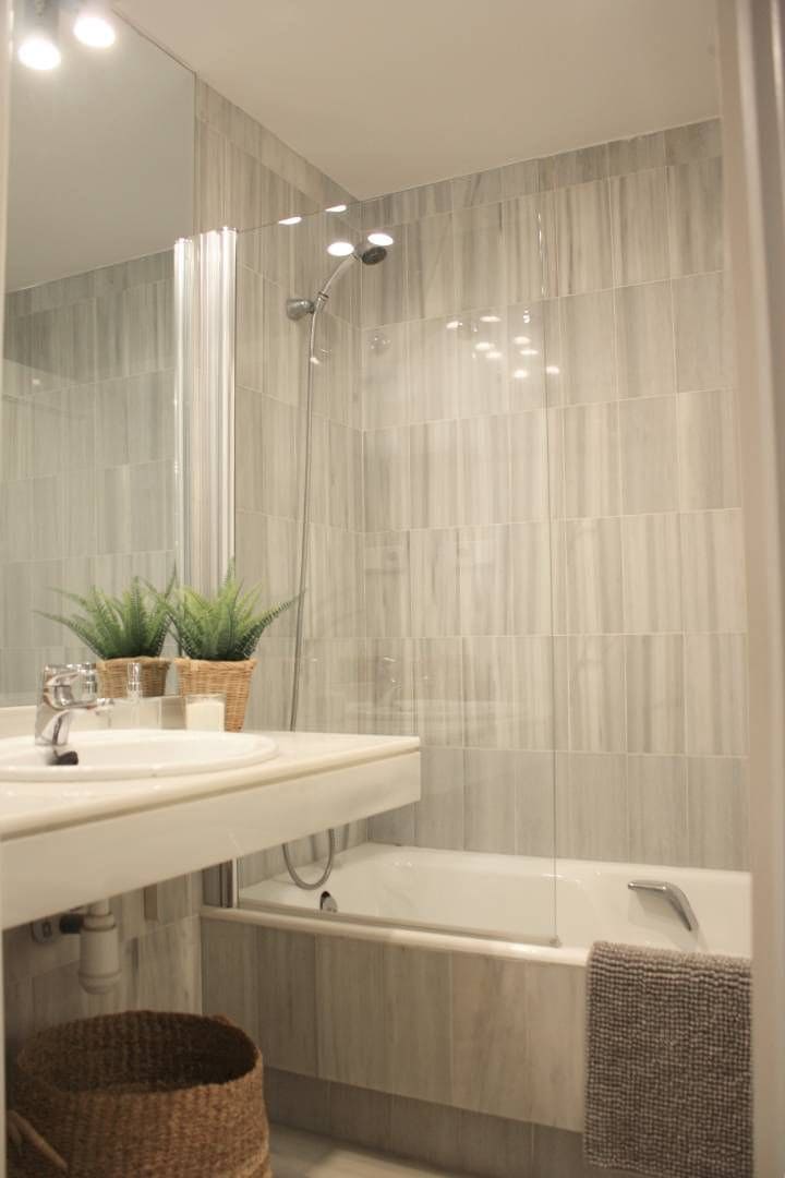 2 bedroom Apartment for rent in Marbella with pool - € 2,500 (Ref: 8274088)