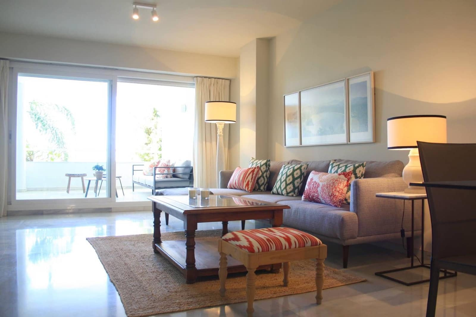 2 bedroom Apartment for rent in Marbella with pool - € 2,500 (Ref: 8274088)