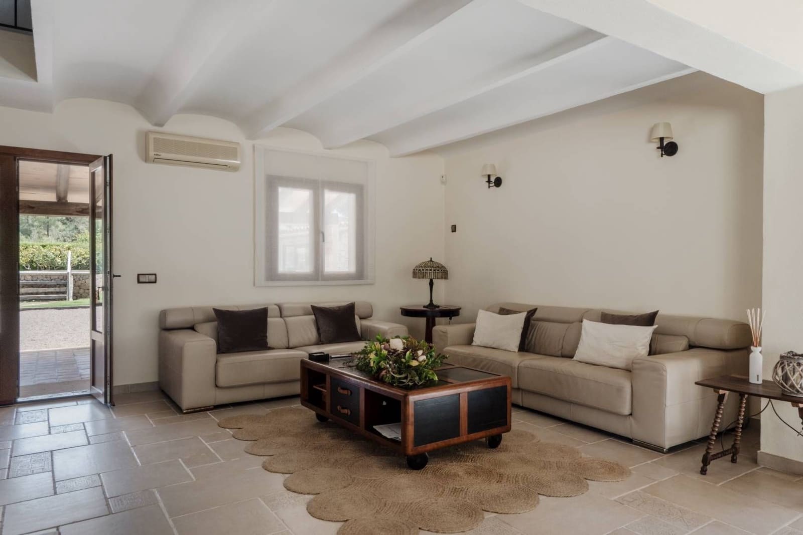 4 soverom Hus til salgs i Calvia med svømmebasseng - € 1 995 000 (Ref: 8297711)