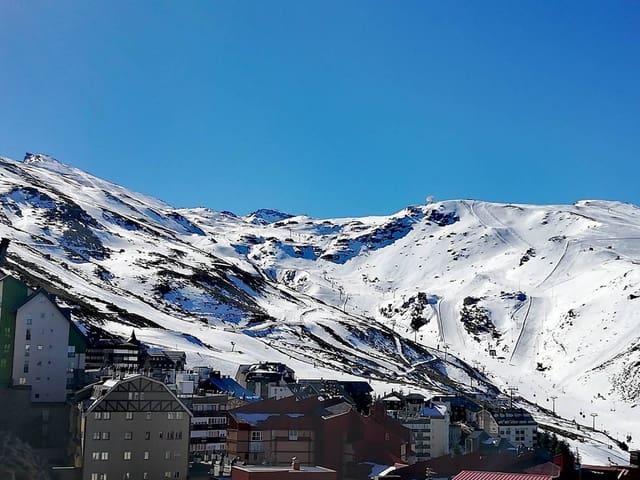 3 soveværelse Semi-Rækkehus til salg i Sierra Nevada, Monachil - € 299.000 (Ref: 8302677)