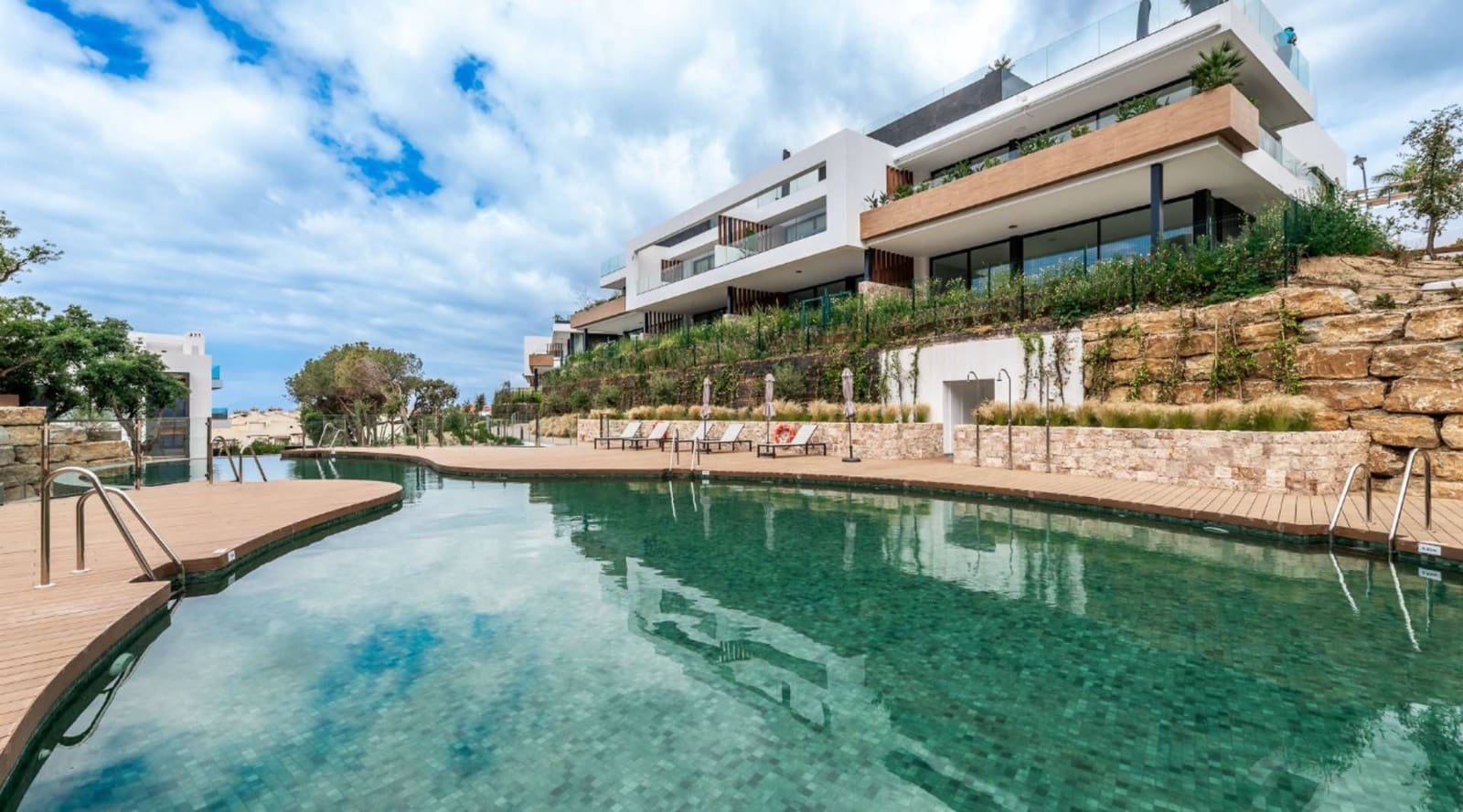 Apartamento de 3 habitaciones en Marbella en venta con piscina - 1.150.000 € (Ref: 8306848)