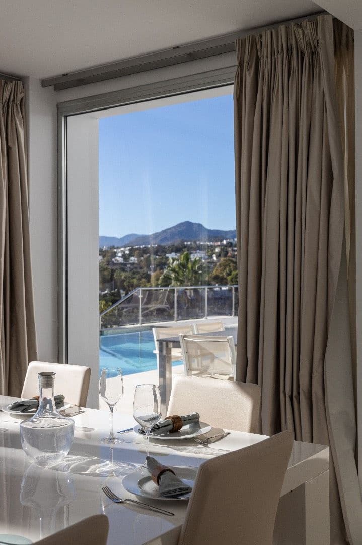 5 soverom Villa til salgs i Marbella med svømmebasseng - € 3 950 000 (Ref: 8309924)