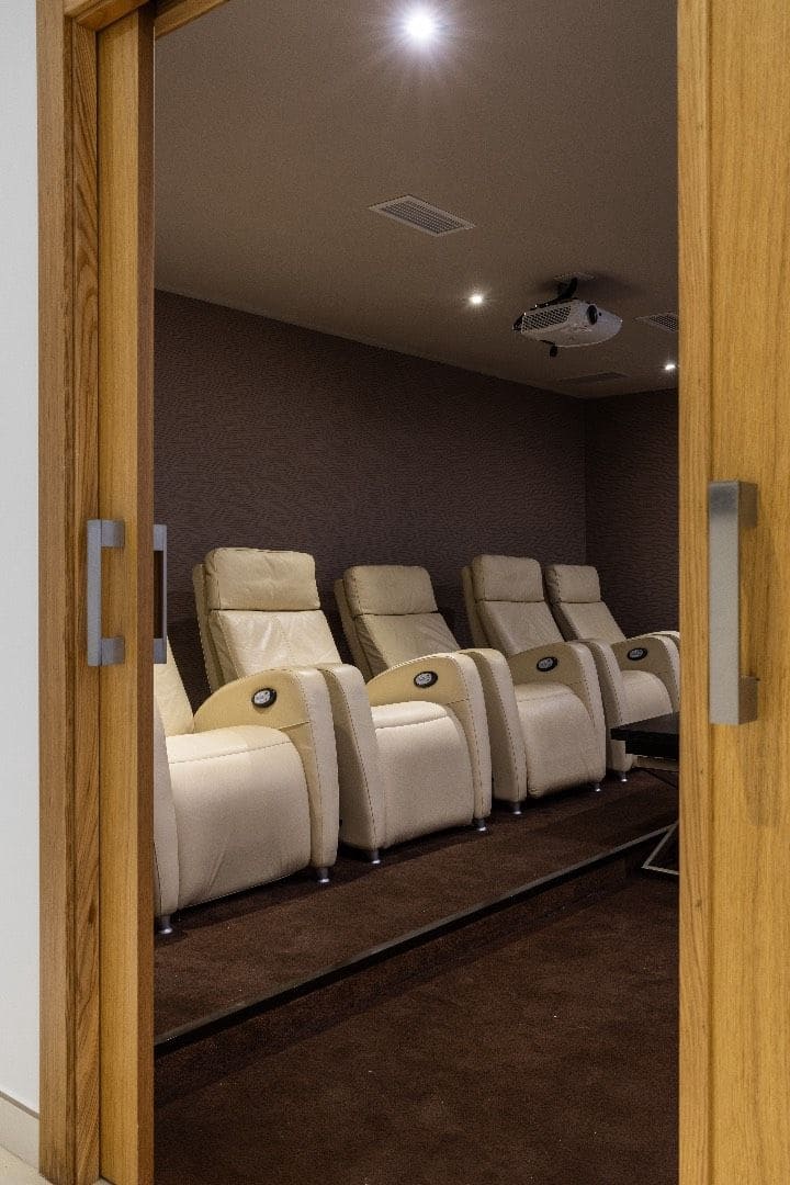 5 soverom Villa til salgs i Marbella med svømmebasseng - € 3 950 000 (Ref: 8309924)