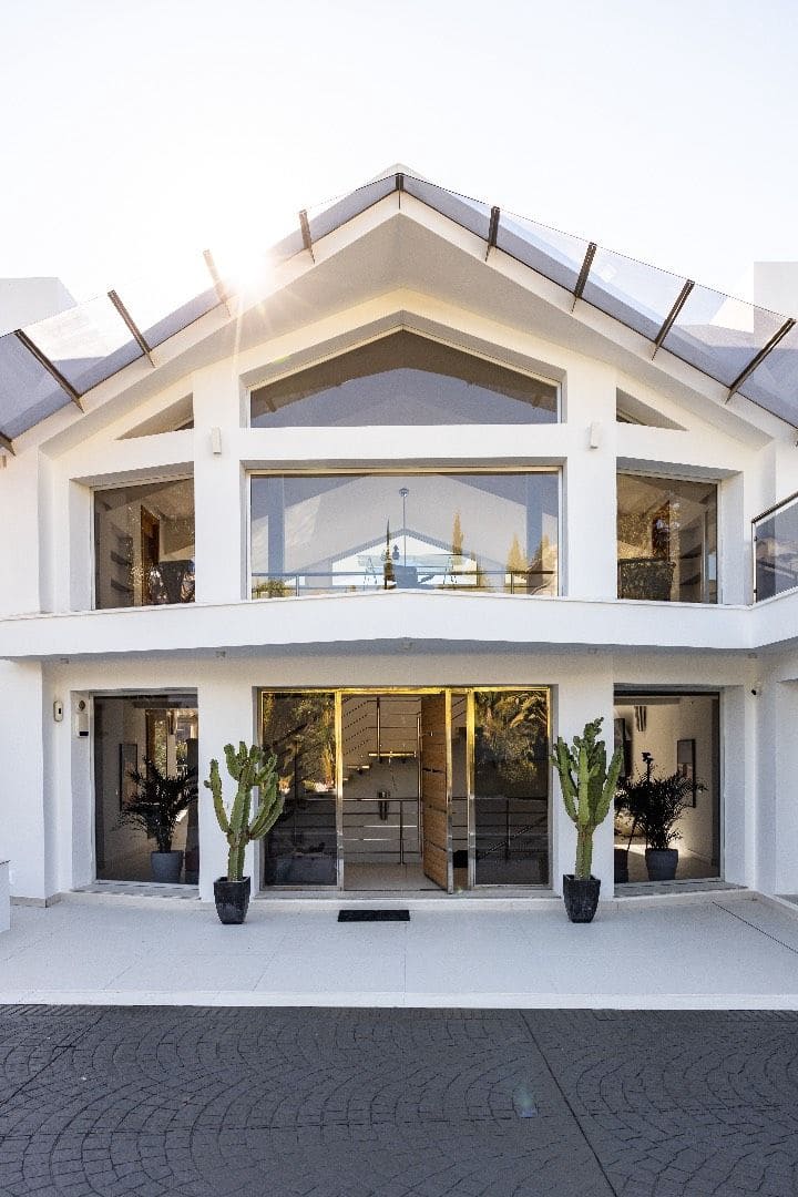 5 soverom Villa til salgs i Marbella med svømmebasseng - € 3 950 000 (Ref: 8309924)