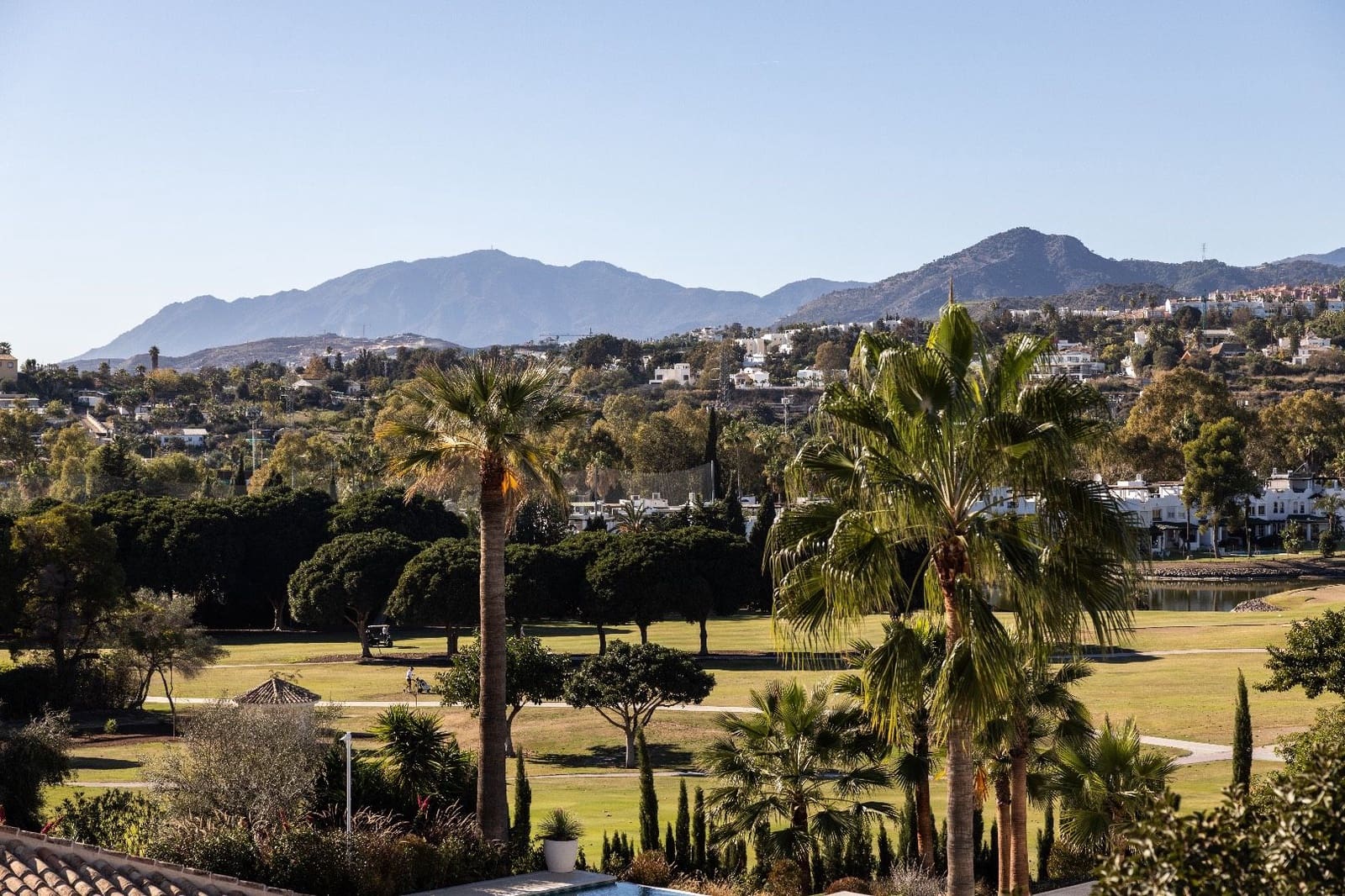 5 soverom Villa til salgs i Marbella med svømmebasseng - € 3 950 000 (Ref: 8309924)