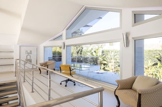 5 soverom Villa til salgs i Los Naranjos, Marbella med svømmebasseng - € 3 950 000 (Ref: 8309924)