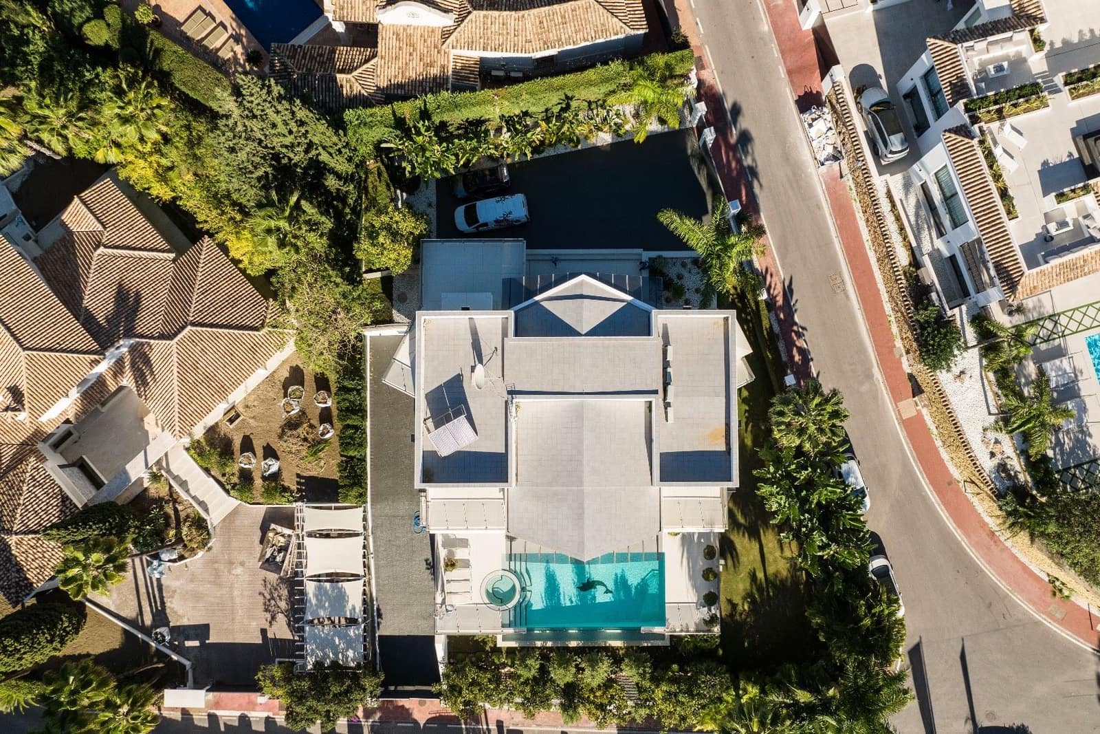 5 soverom Villa til salgs i Marbella med svømmebasseng - € 3 950 000 (Ref: 8309924)