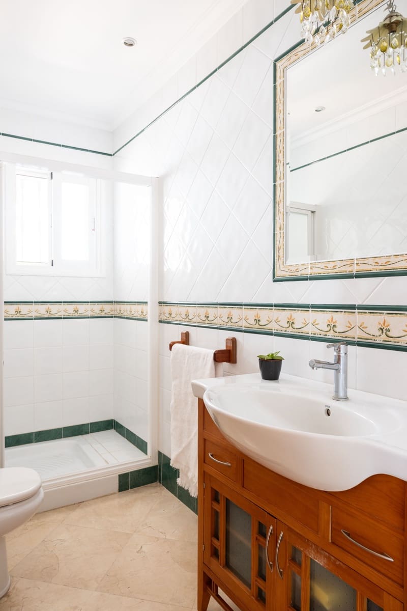 5 sypialnia Dom na sprzedaż w San Pedro de Alcantara - 695 000 € (Ref: 8316668)