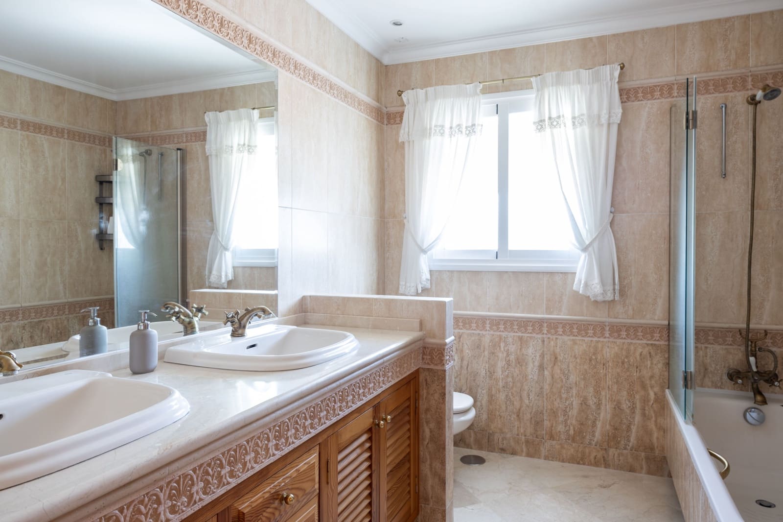 5 sypialnia Dom na sprzedaż w San Pedro de Alcantara - 695 000 € (Ref: 8316668)