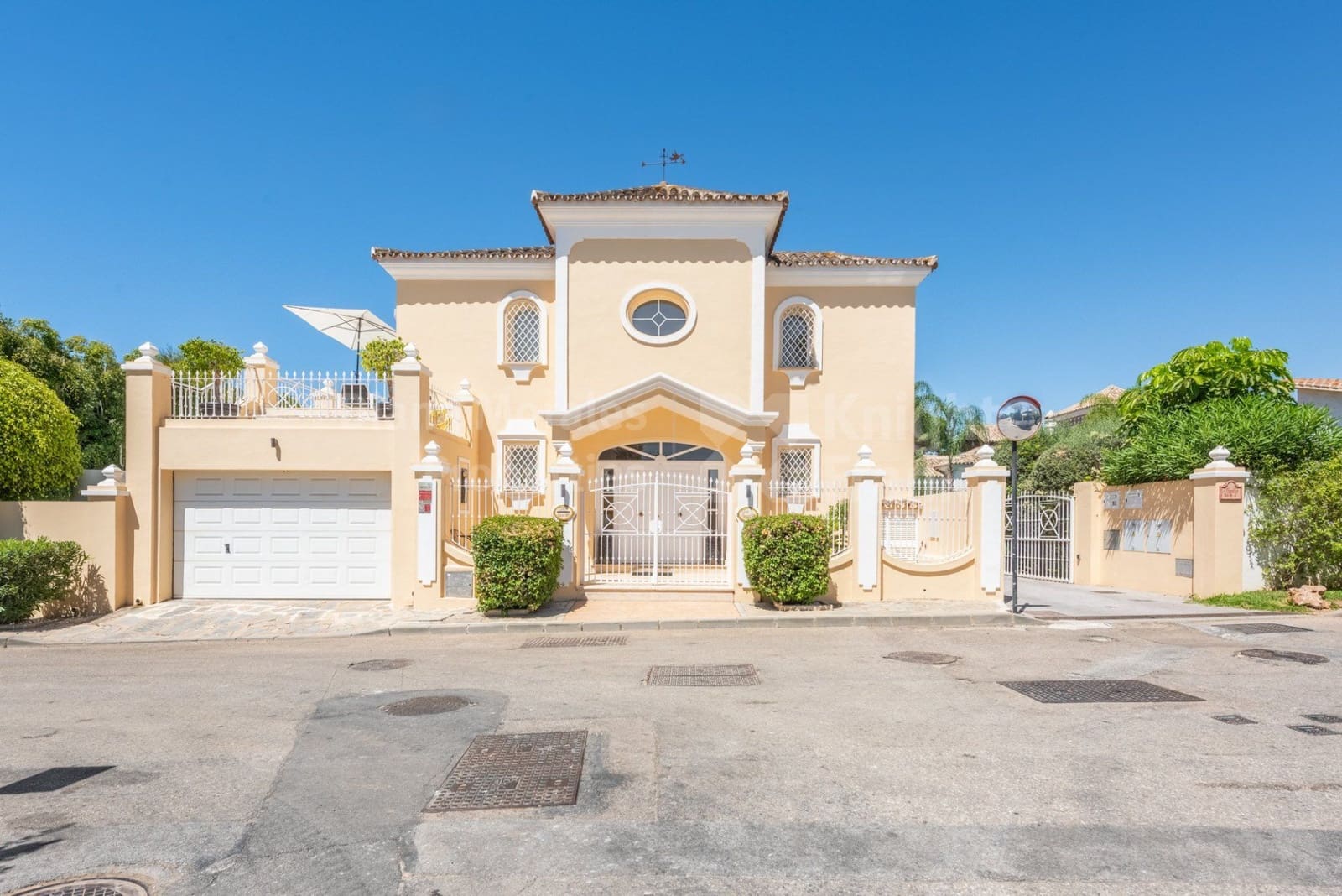 5 sypialnia Willa na sprzedaż w Marbella z basenem - 4 380 000 € (Ref: 8327154)