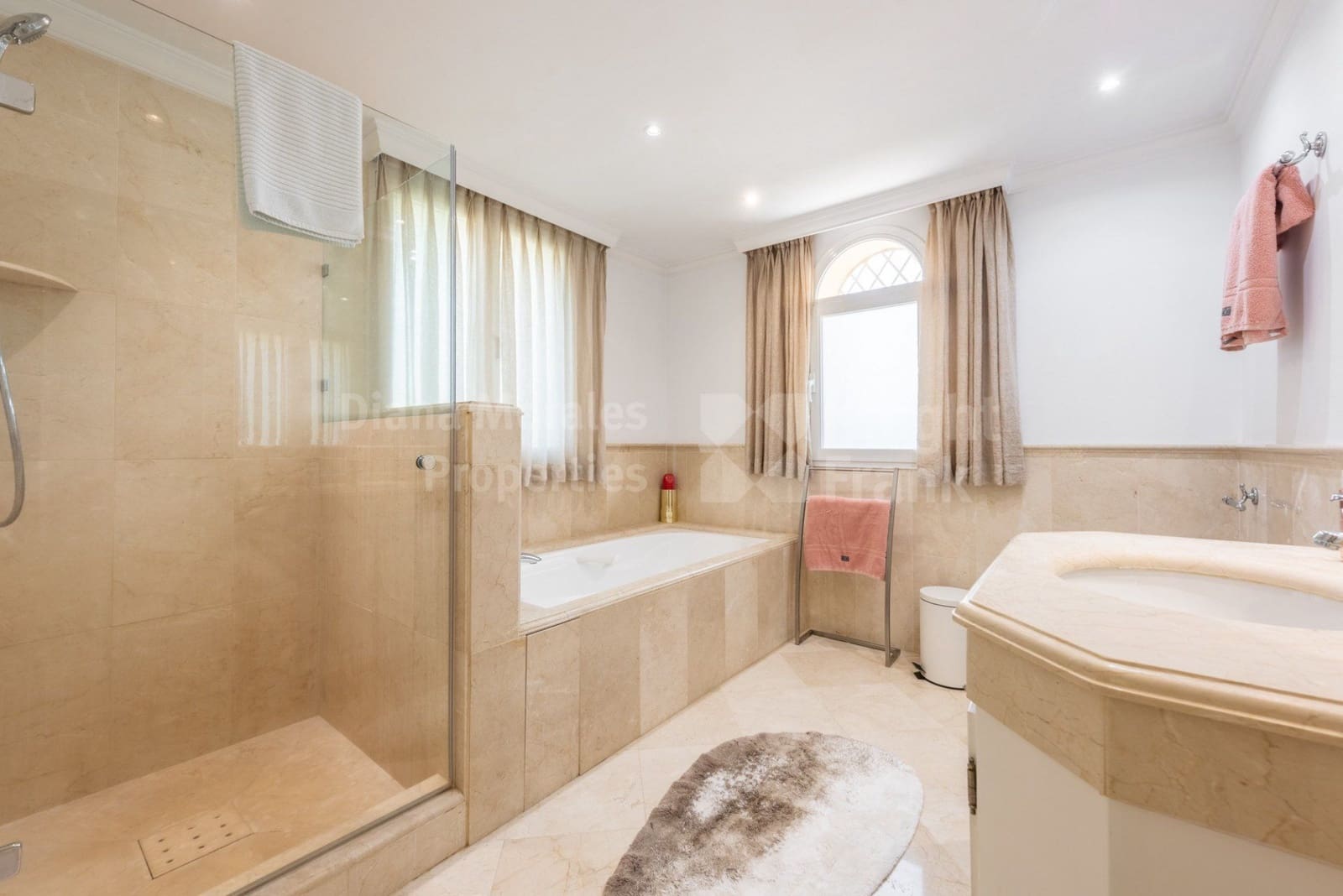 5 sypialnia Willa na sprzedaż w Marbella z basenem - 4 380 000 € (Ref: 8327154)