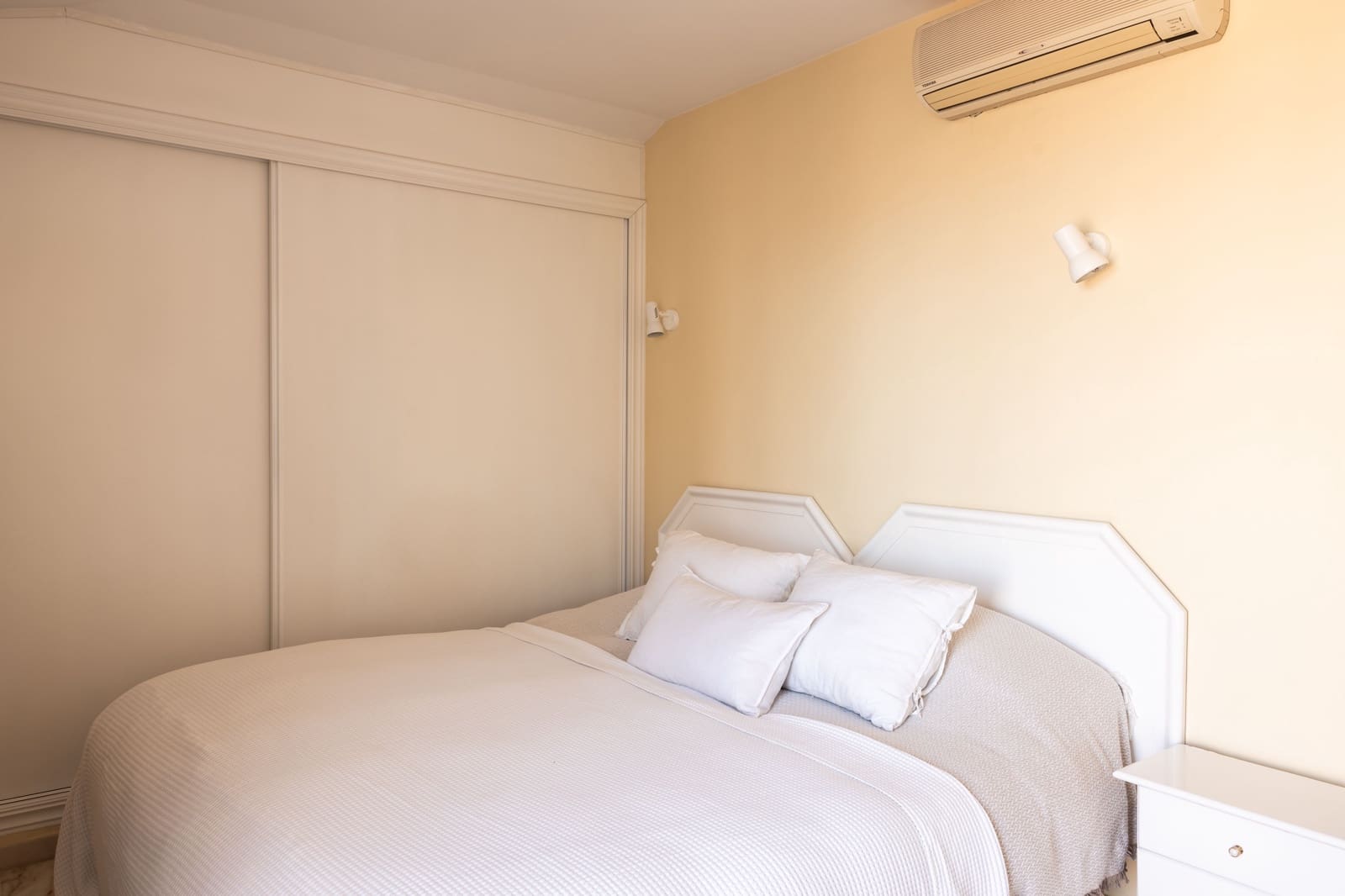 2 soveværelse Penthouse til salg i Fuengirola med swimmingpool - € 599.000 (Ref: 8338255)