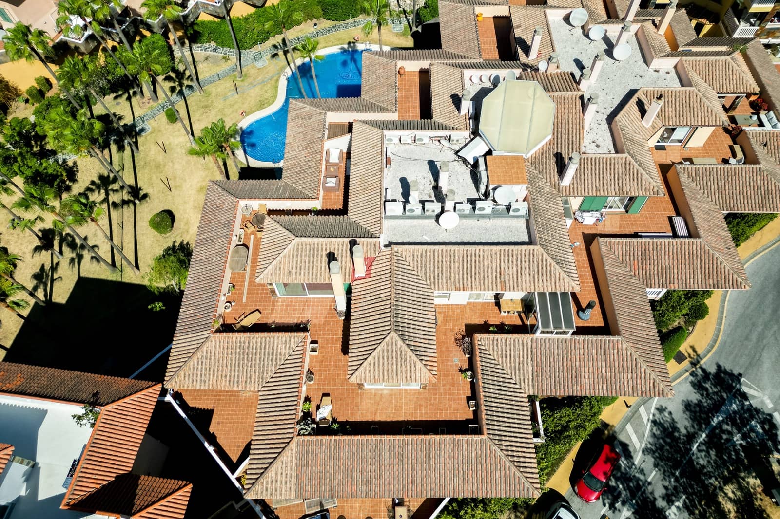 2 soveværelse Penthouse til salg i Fuengirola med swimmingpool - € 599.000 (Ref: 8338255)