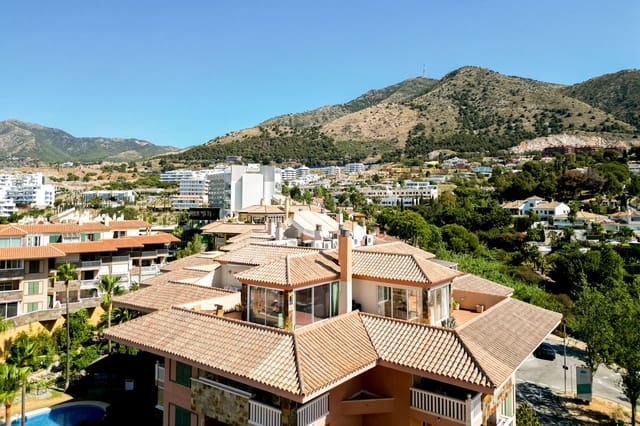 2 sovrum Takvåning till salu i El Higuerón, Fuengirola med pool - 599 000 € (Ref: 8338255)