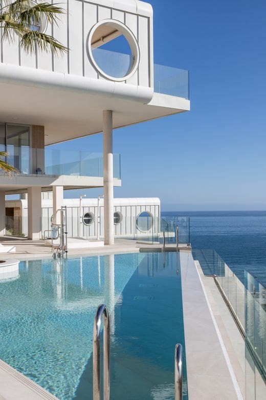 4 soveværelse Penthouse til salg i Fuengirola med swimmingpool - € 1.390.000 (Ref: 8341806)