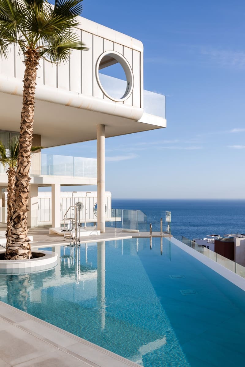 4 soveværelse Penthouse til salg i Fuengirola med swimmingpool - € 1.390.000 (Ref: 8341806)