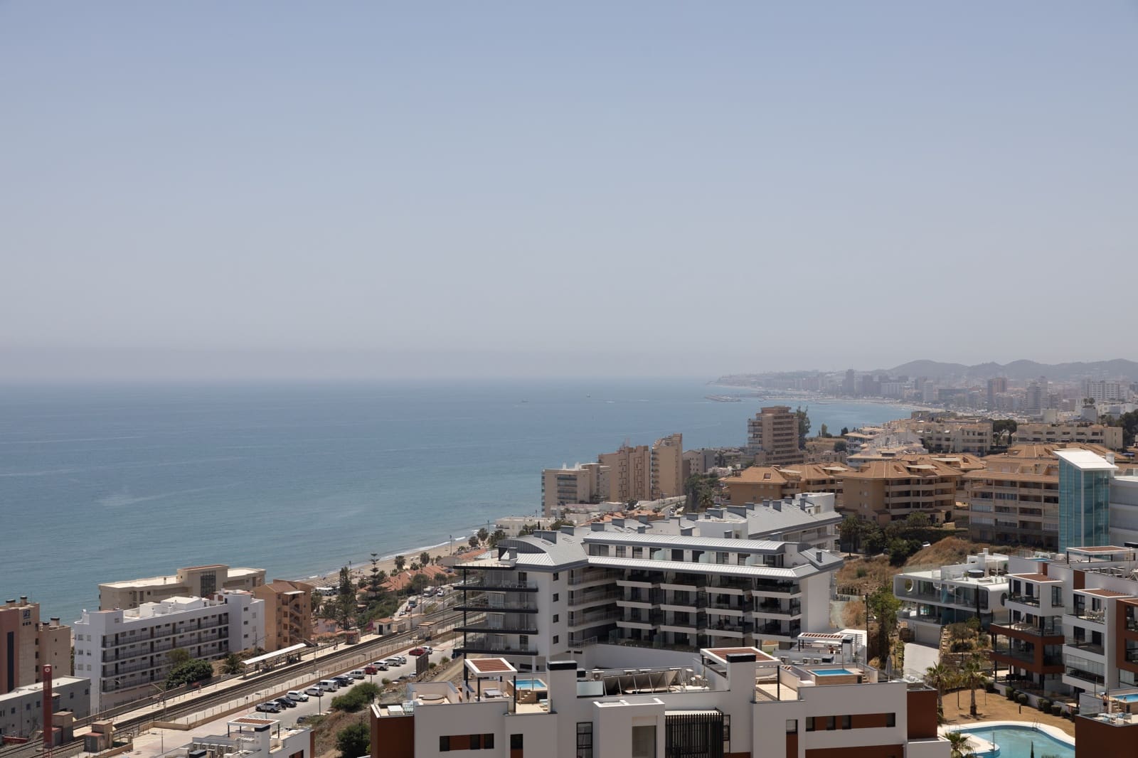 4 soveværelse Penthouse til salg i Fuengirola med swimmingpool - € 1.390.000 (Ref: 8341806)
