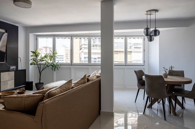 3 soverom Leilighet til salgs i Ensanche Centro, Málaga by - € 679 000 (Ref: 8346791)