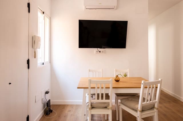 2 soveværelse Lejlighed til salg i El Molinillo, Málaga by - € 285.000 (Ref: 8346797)