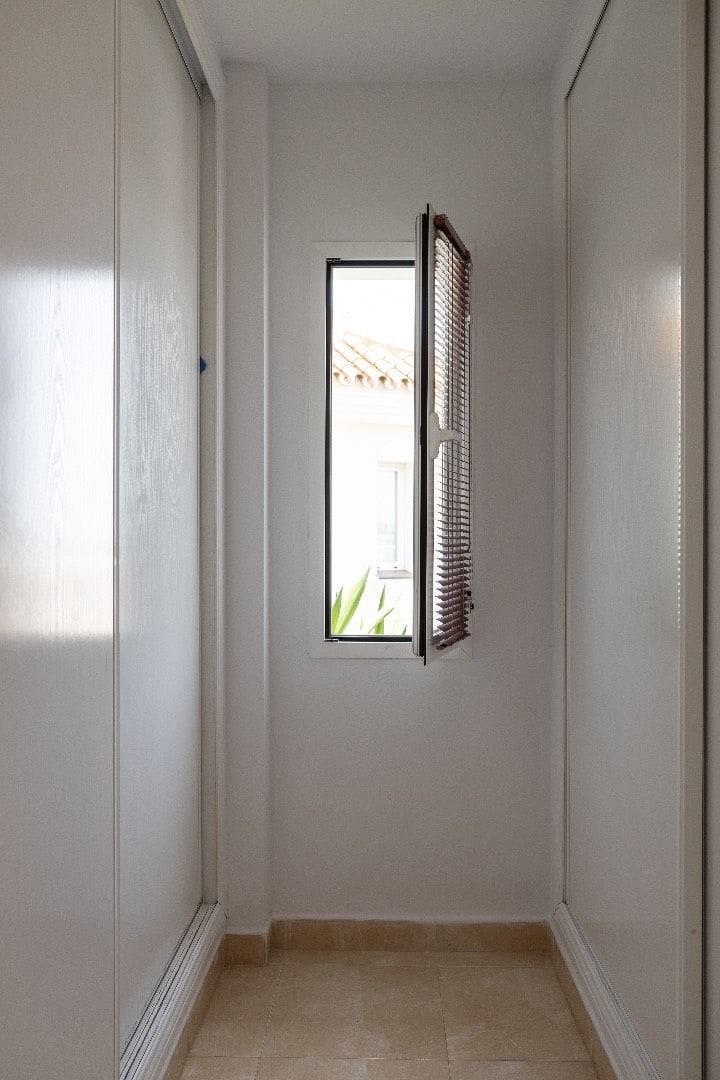 5 sypialnia Dom na sprzedaż w Mijas z basenem - 795 000 € (Ref: 8346800)