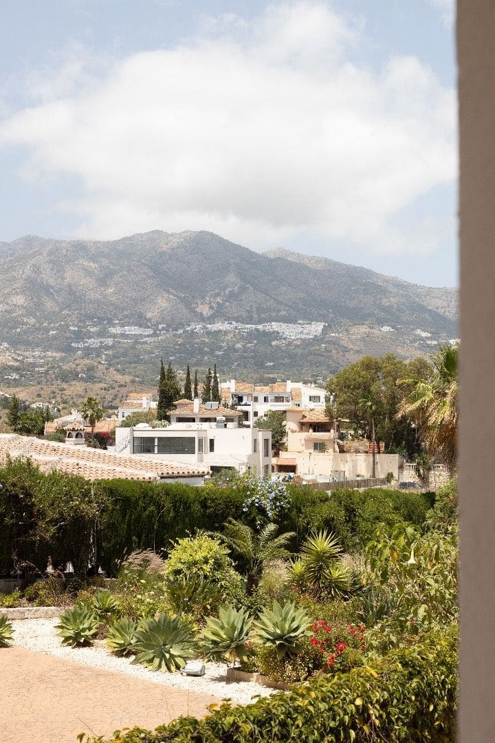 5 sypialnia Dom na sprzedaż w Mijas z basenem - 795 000 € (Ref: 8346800)