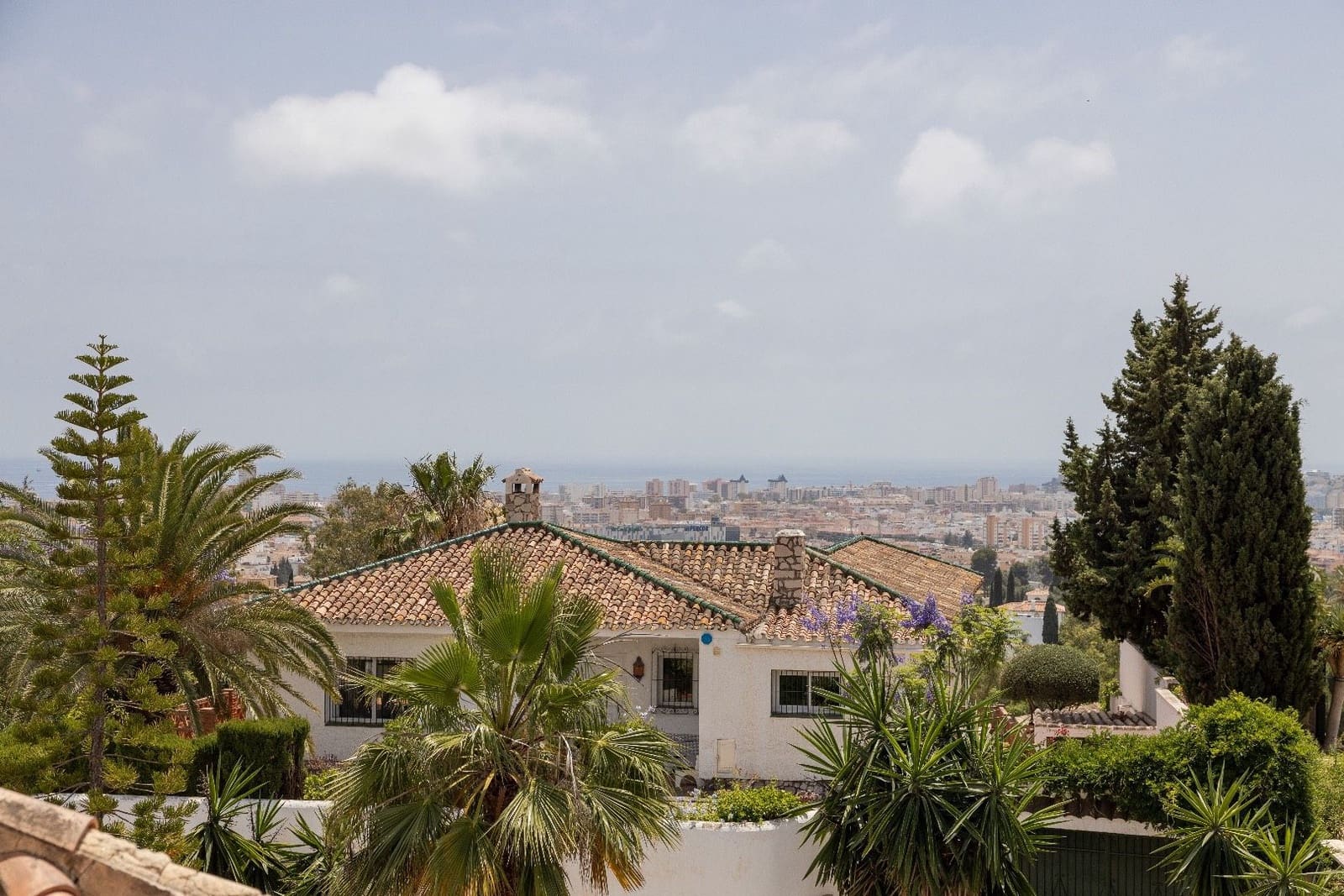 5 sypialnia Dom na sprzedaż w Mijas z basenem - 795 000 € (Ref: 8346800)