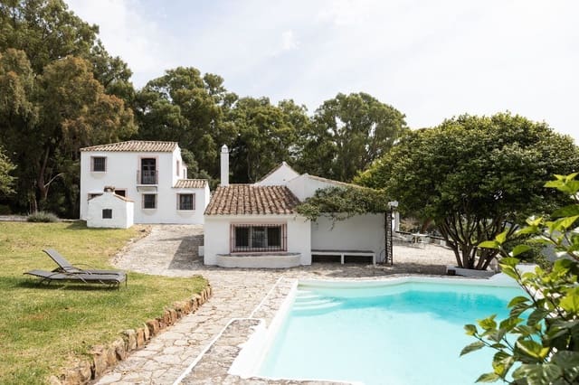 7 chambre Finca/Maison de Campagne à vendre à Algeciras avec piscine - 4 550 000 € (Ref: 8353672)