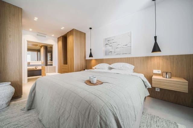 3 bedroom Apartment for sale in Nueva Andalucía Centro, Marbella with pool - € 1,595,000 (Ref: 8358590)