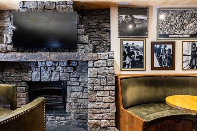 3 quarto Comercial para venda em Zona Puerto Deportivo, Fuengirola - 1 170 000 € (Ref: 8361794)