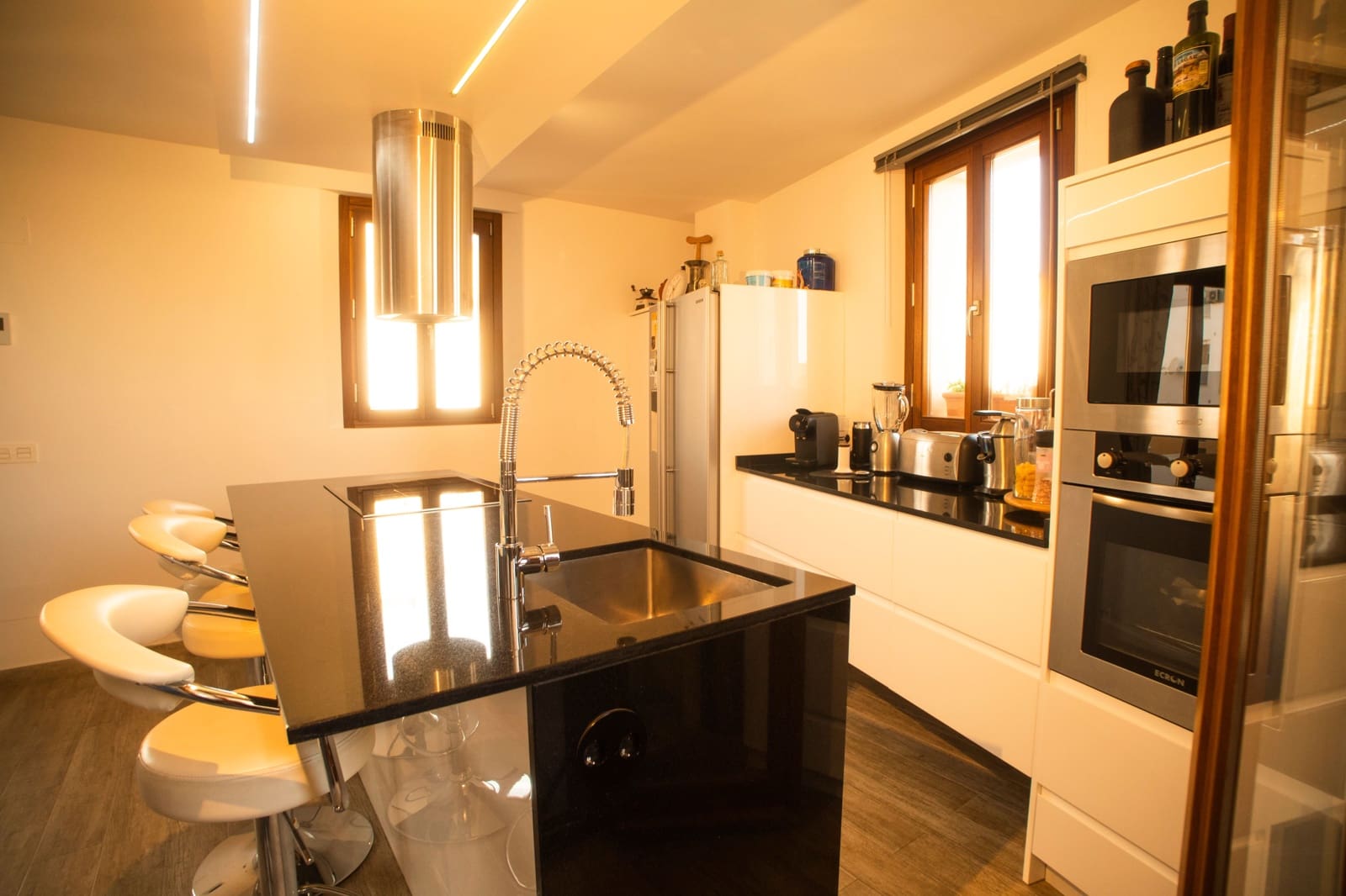 4 soveværelse Byhus til salg i Malaga by - € 1.585.000 (Ref: 8364172)