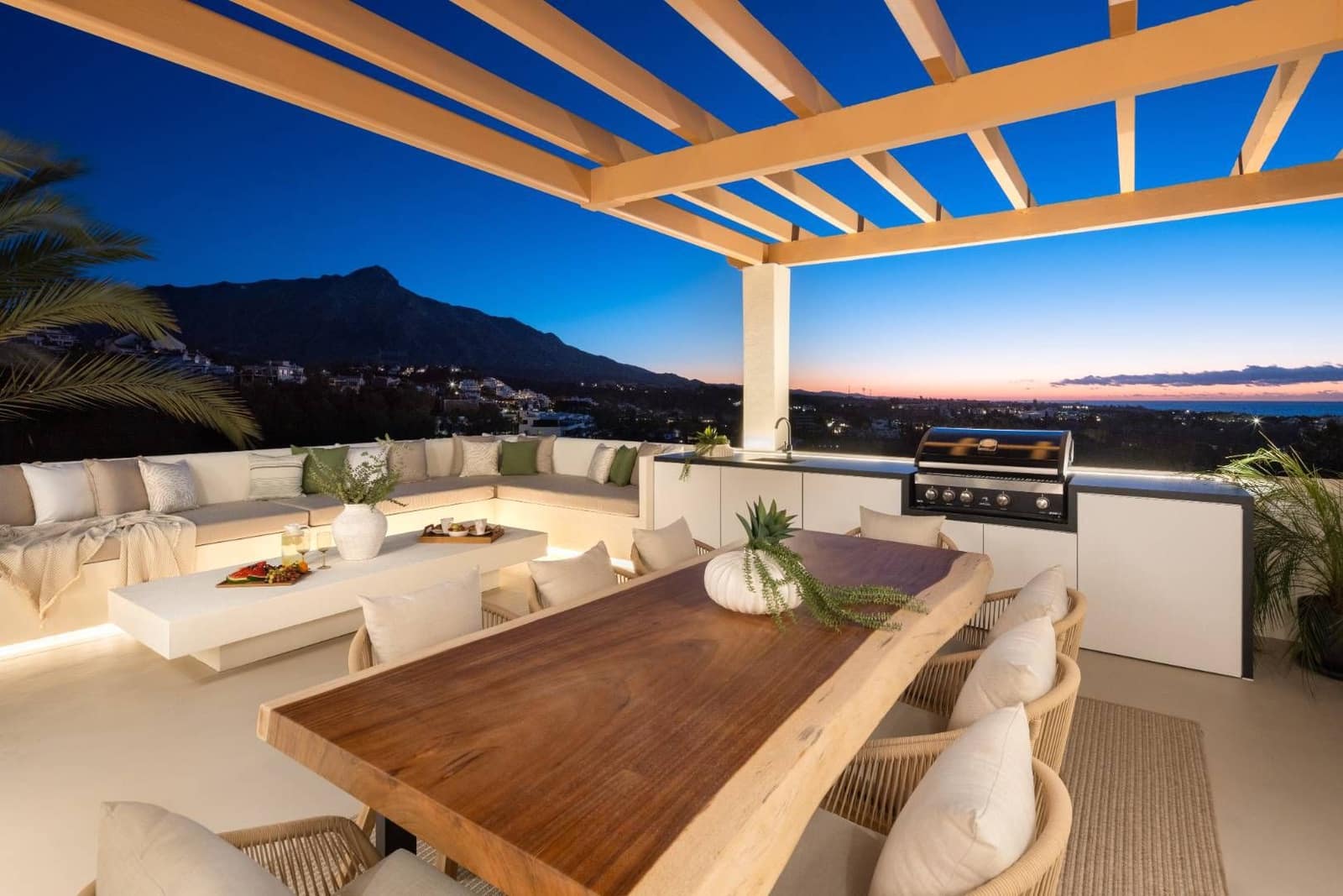 3 sypialnia Apartament na sprzedaż w Marbella - 2 500 000 € (Ref: 8367608)