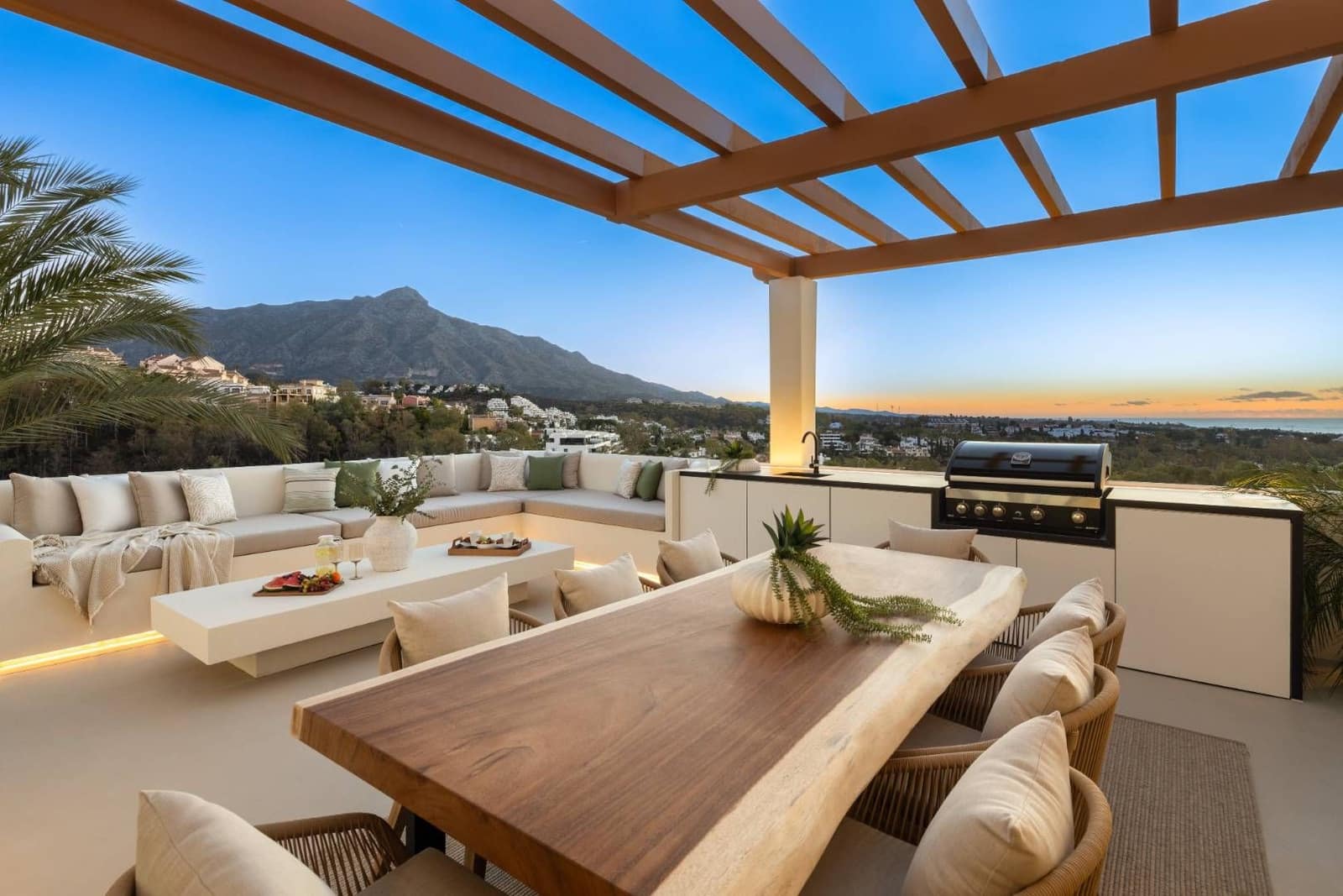 3 sypialnia Apartament na sprzedaż w Marbella - 2 500 000 € (Ref: 8367608)