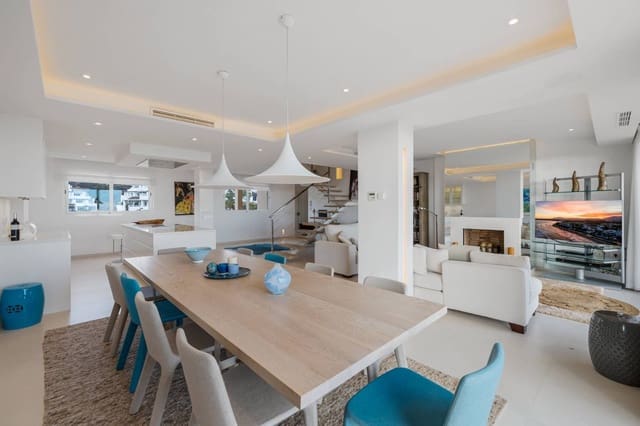 4 makuuhuone Huoneisto myytävänä paikassa Los Naranjos, Marbella - 1 795 000 € (Ref: 8369693)