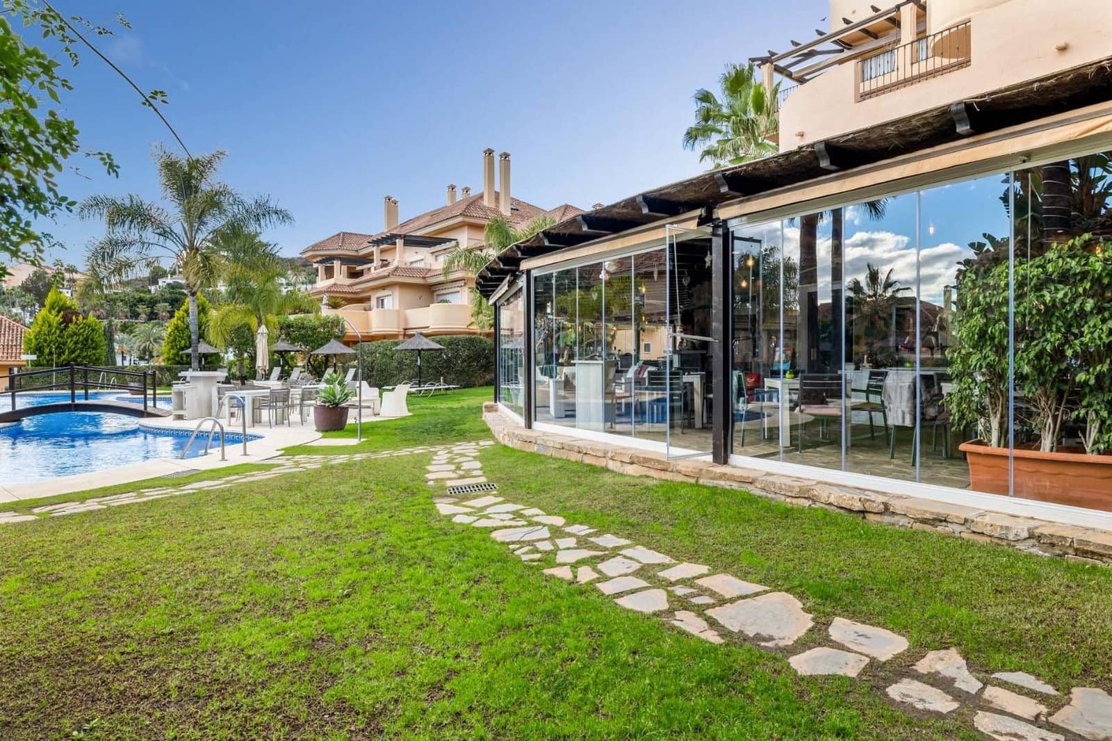 4 soveværelse Lejlighed til salg i Marbella - € 1.795.000 (Ref: 8369693)